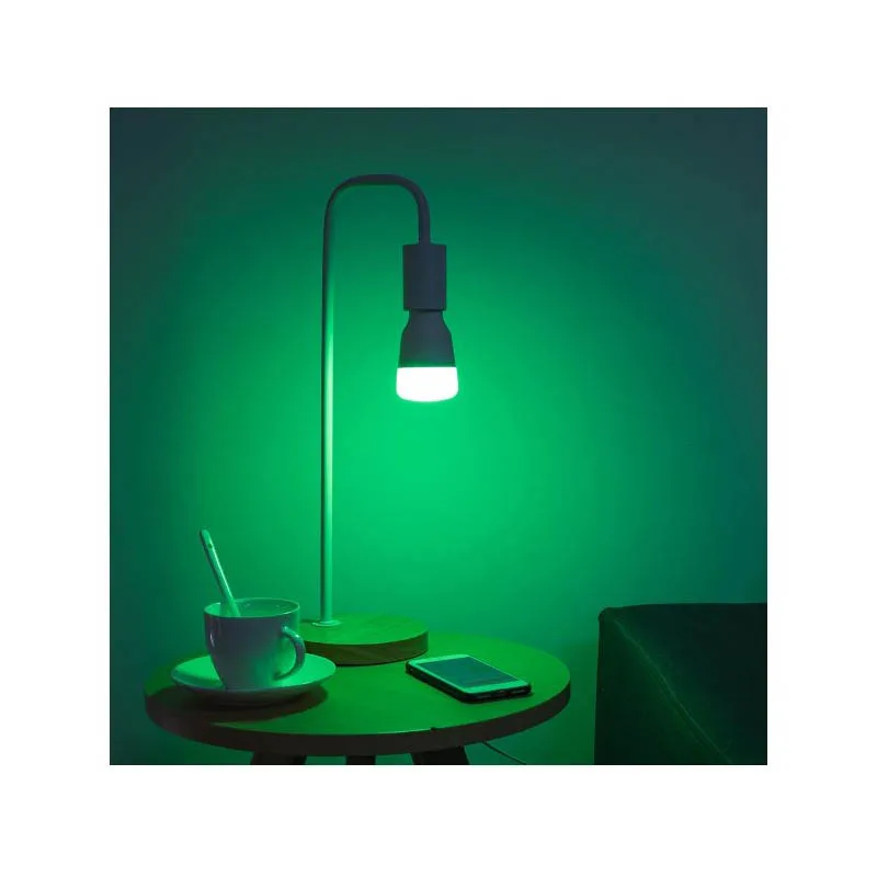 Den-Yeelight-W3-Smart-LED-Bulb-Color