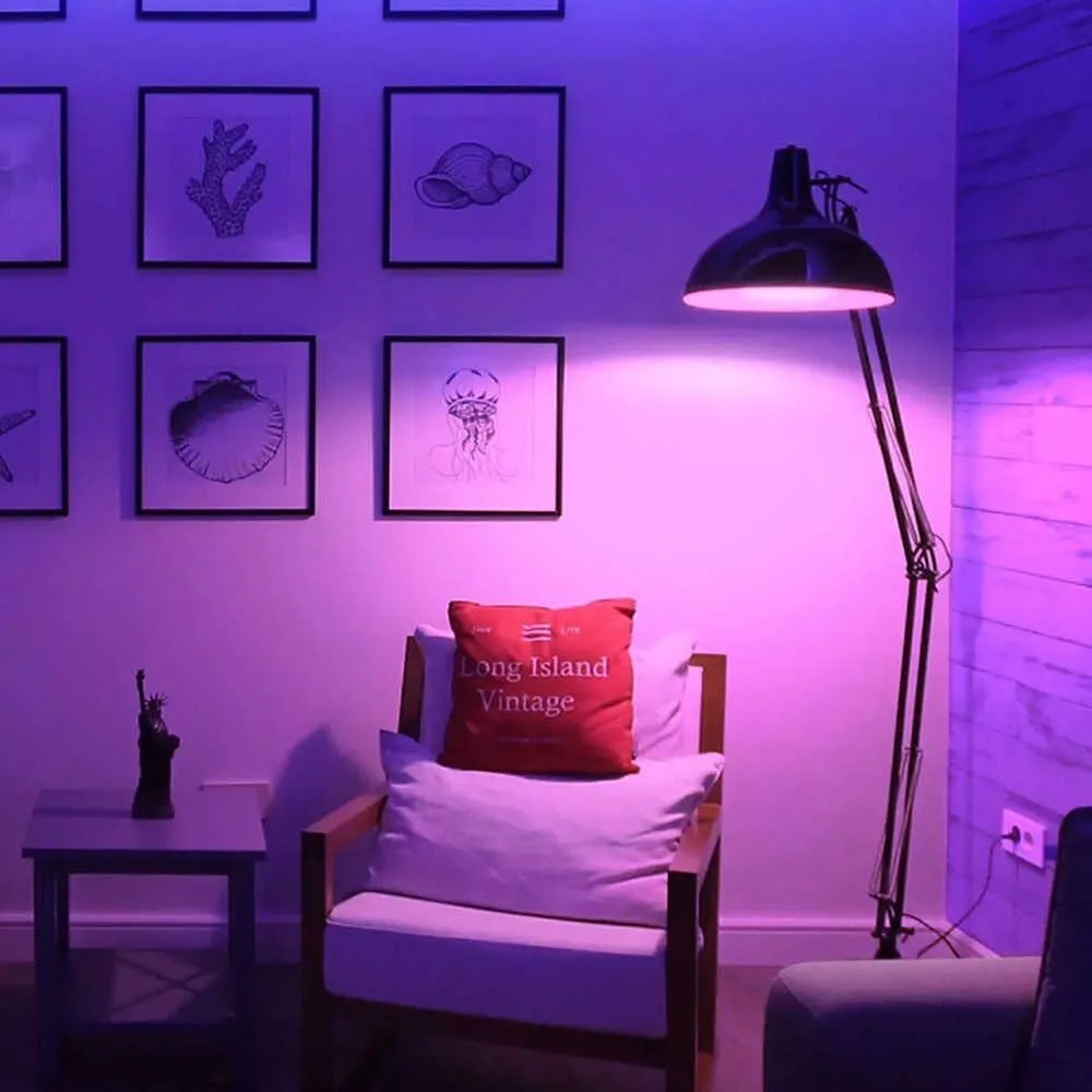 Den-led-mau-thong-minh-Yeelight-Color-1S